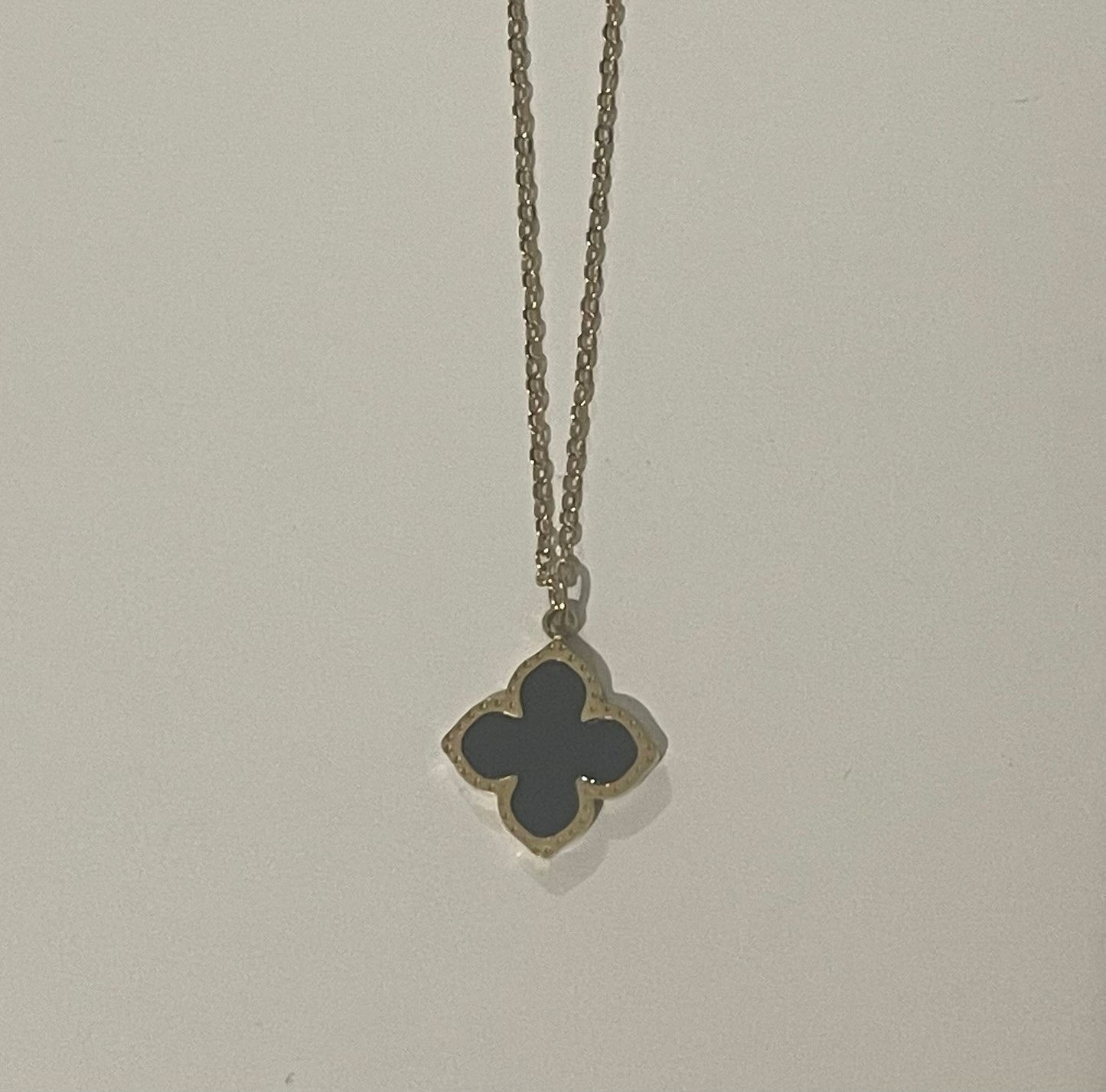 Mona Necklace